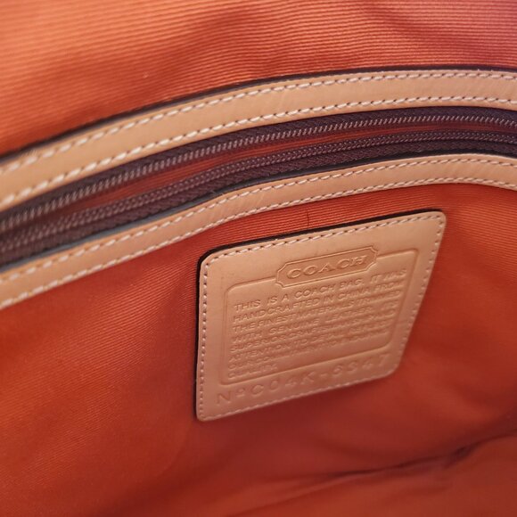 Coach Signature Crossbody - Picture 12 of 12